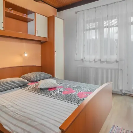 3 Bedroom In Crni Lug